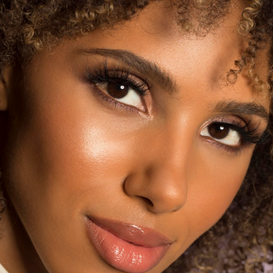 LA Luxury Lash by Ashley Kennedy. 3D, cruelty free vegan lashes.