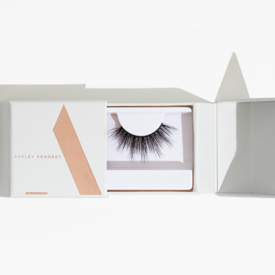 Oakland Luxury Lash by Ashley Kennedy. Clean Beauty