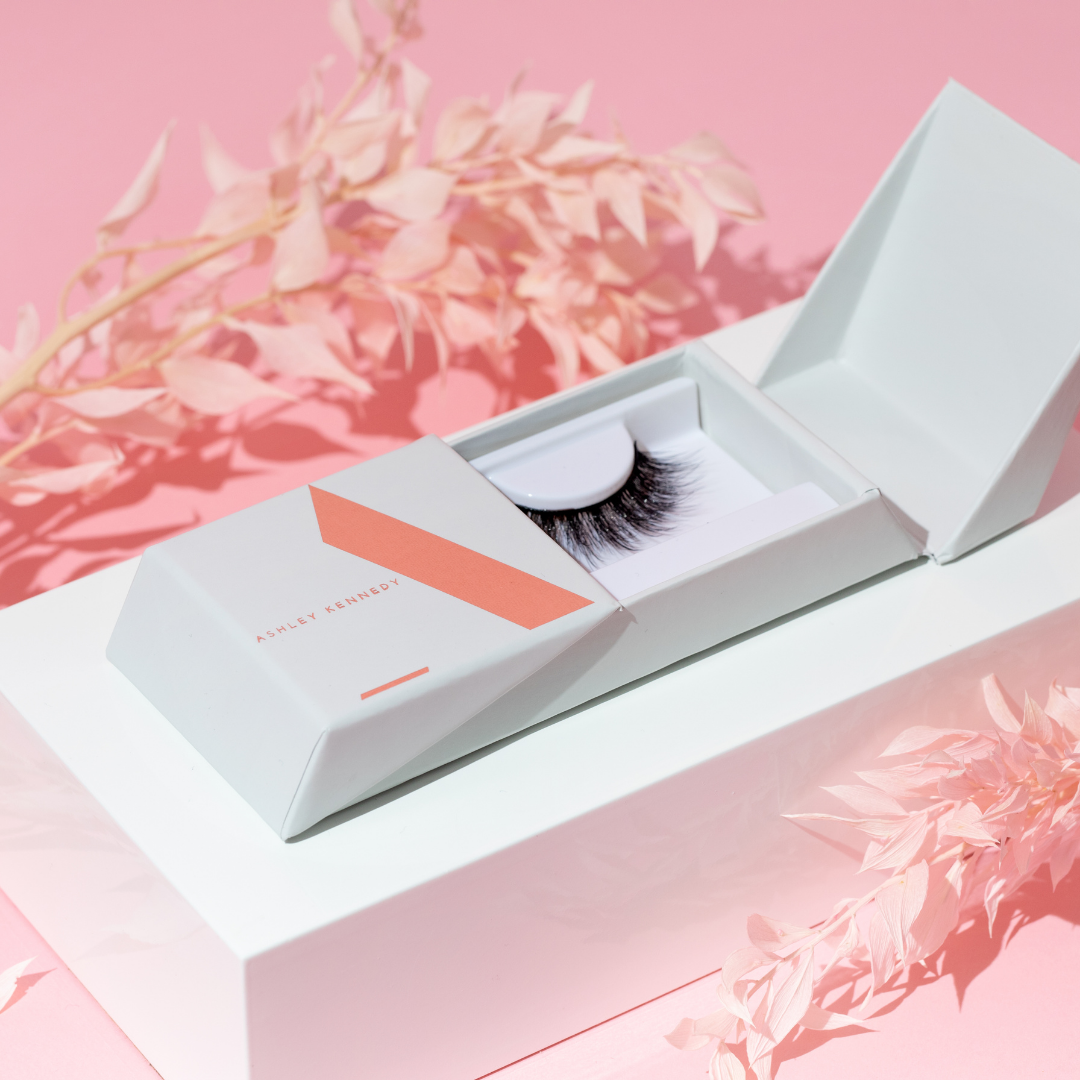 Oakland Luxury Lash by Ashley Kennedy. Vegan and cruelty free lash.